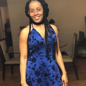 Meet your Posher, Esther